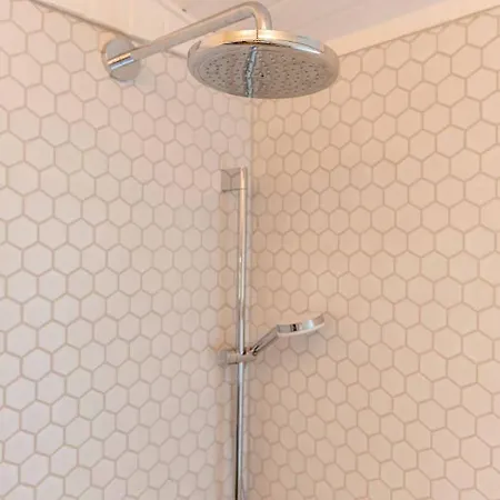 בית נופש Mehrfamilienhaus Auf 800m Luftlinie Zum *