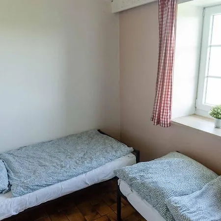 Mehrfamilienhaus Auf 800m Luftlinie Zum Holiday home